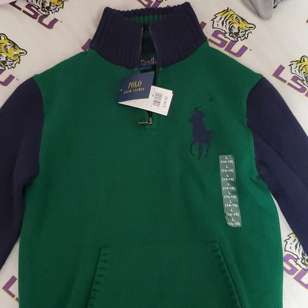 Sweater - Picture 3 of 3